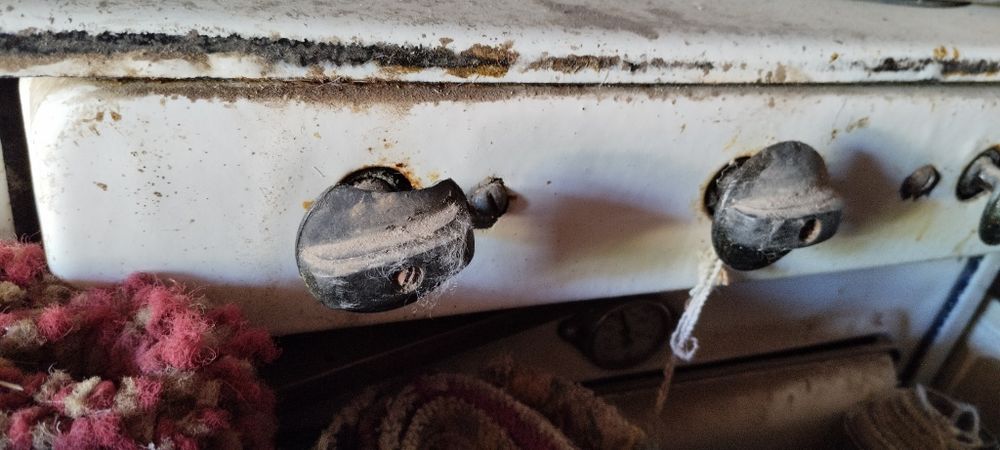 Печь газовая с духовкой,