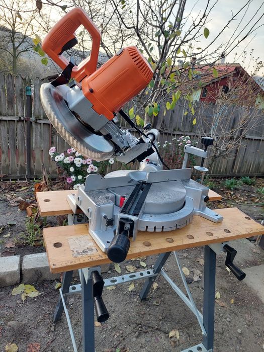 Circular de banc cu sina ATIKA  pentru lemn METABO & STAYER.