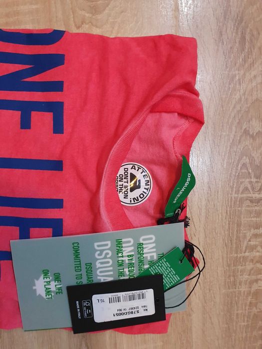 Нови мъжки тениски къс ръкав Dsquared2  и Roberto Cavalli