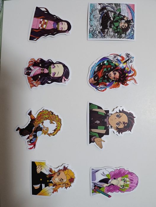 Аниме наклейки:Человек бензопила,Клинок рассекающий демонов 1шт1000сум