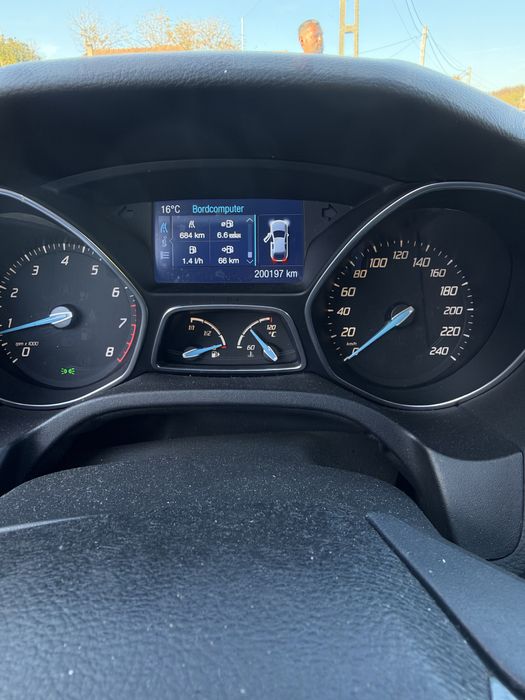 FORD Focus 2012 — imagine 5