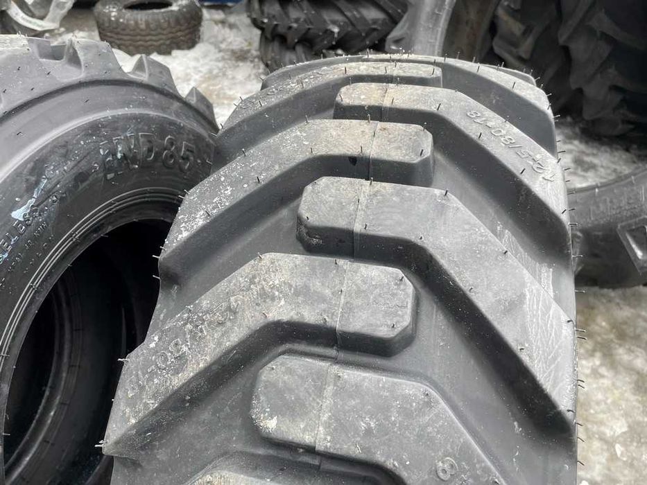 Anvelope noi 12.5/80-18 de JCB Cauciucuri industriale cu 14PR TEREX