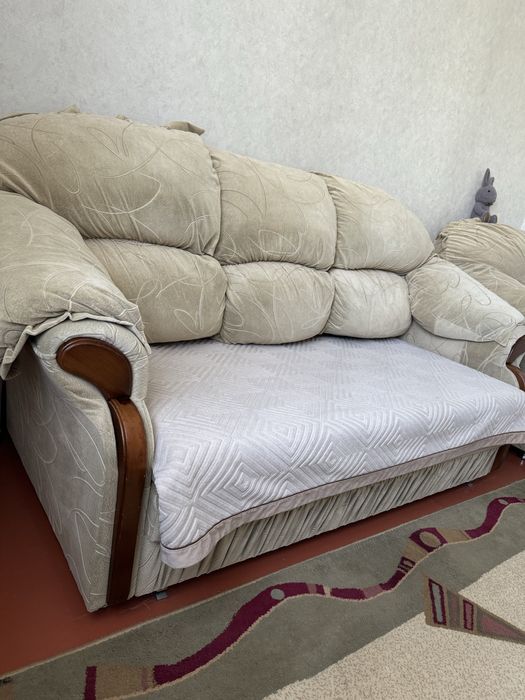 Продам диван-уголок, комплект.