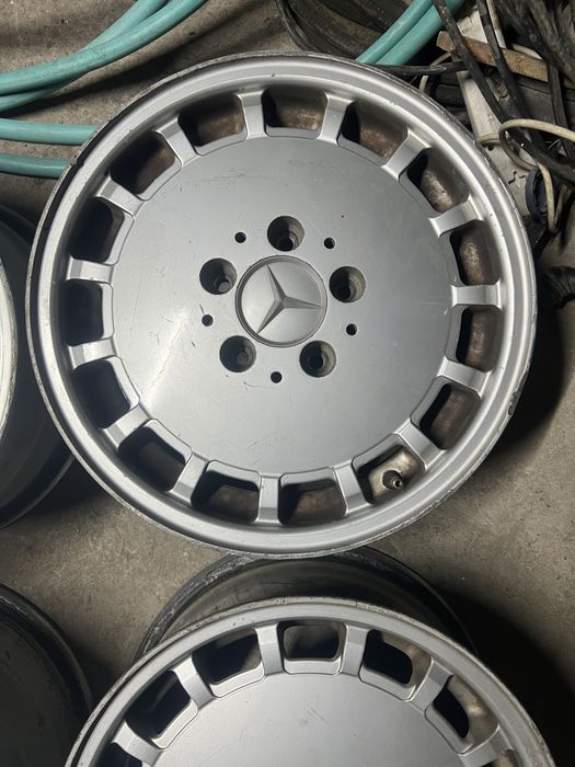 15 диски мерседес Gullideckel