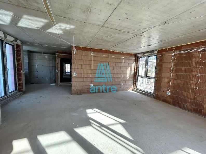 Продава се Тристаен апартамент в София, Павлово - 115 кв.м за 2435 €/кв.м - Снимка #5