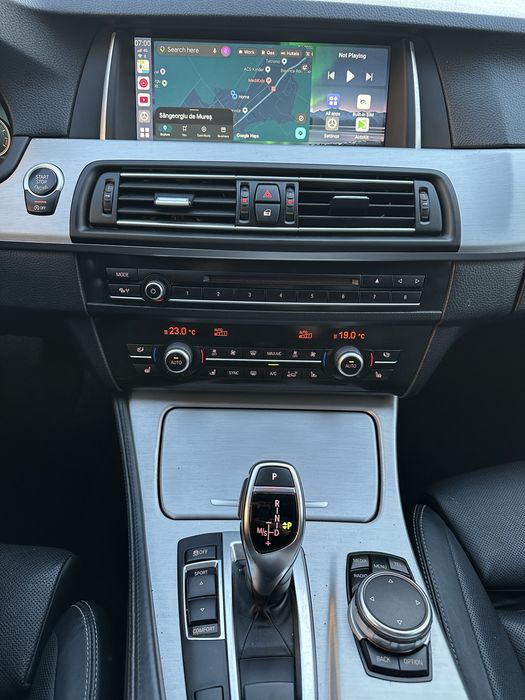BMW 525 xDrive 4x4 2015 - Pachet M Luxury & Interior Seria 7 Heads up display Full Led