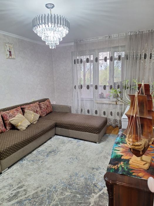 Продам квартиру 3 комнатную