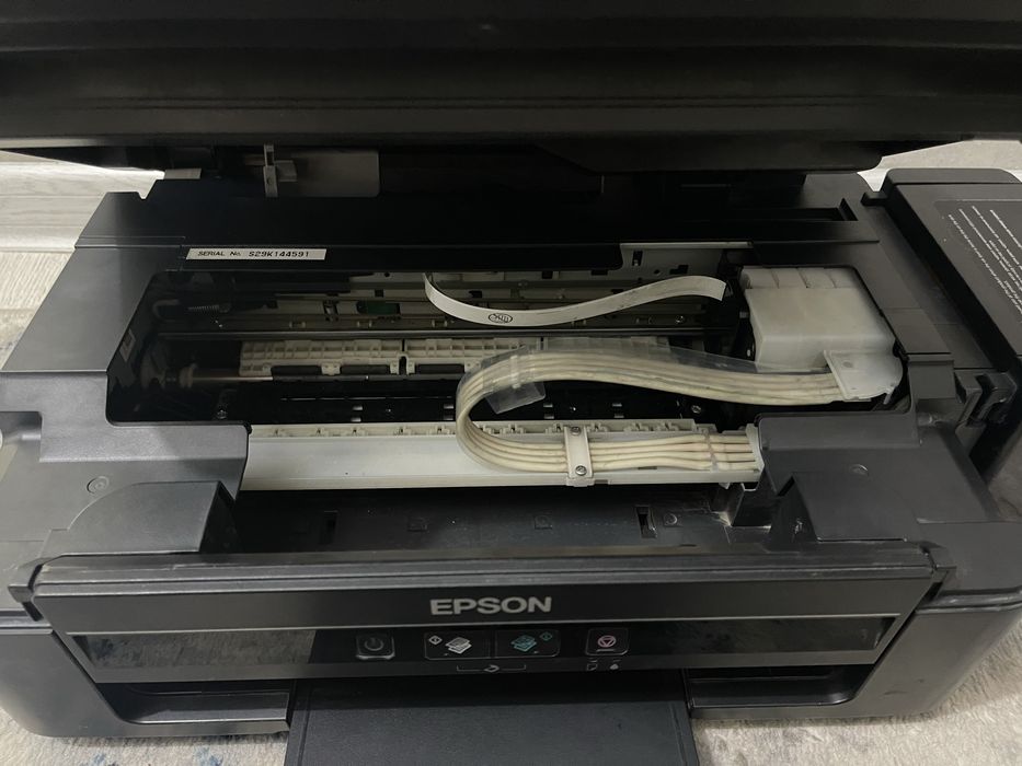 Продам 3в1 цветной принтер Epson L210