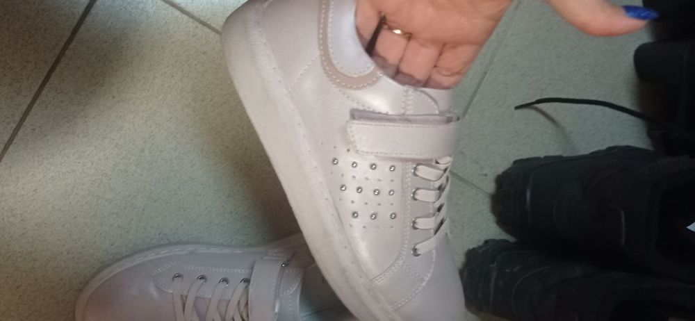 Дамски обувки и боти тип кубинка 37