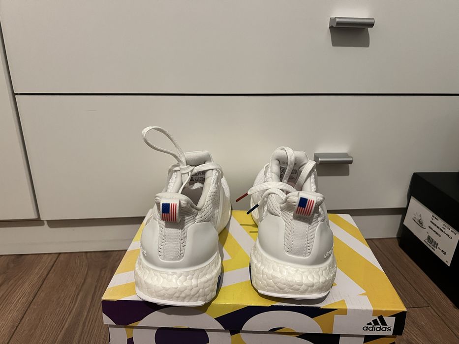 Vand adidas ultraboost 1.0 undefeated stars and stripes marimea 36
