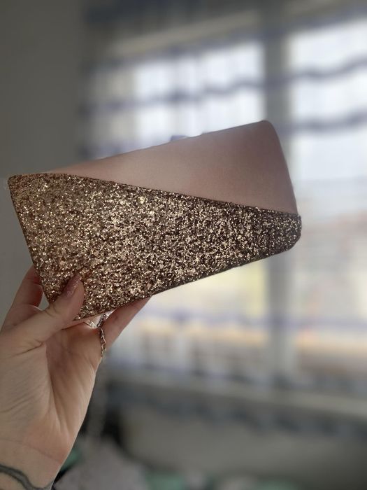 Кожени чанти,чанта за плаж,клъч чанти,летни шалове