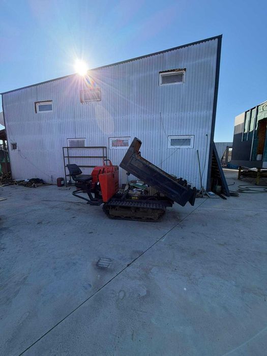 Dumper pe șenile Yanmar - Diesel, Capacitate 1300 KG