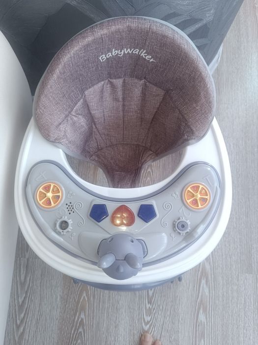 Продам ходунки детские