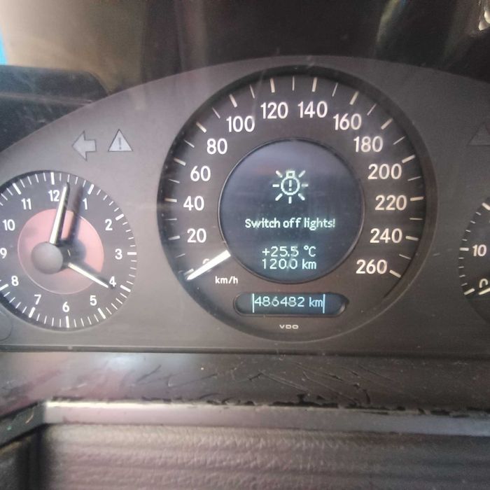 Vând Mercedes E class 2005 1,8 benzina 170 cai