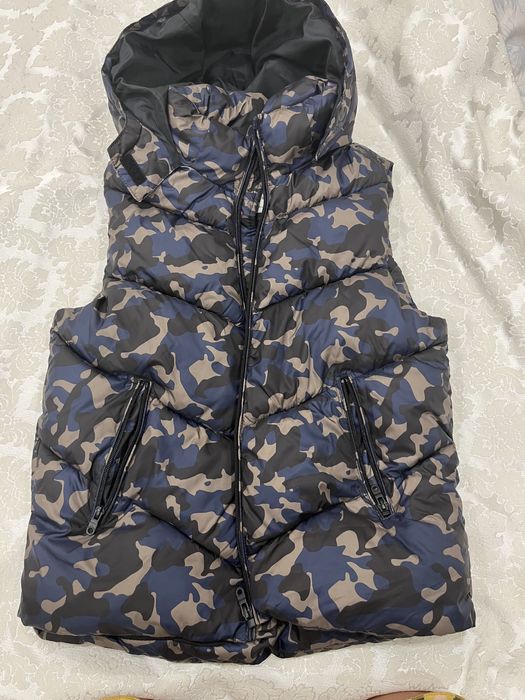 Продам куртку на мальчика 13-14 лет