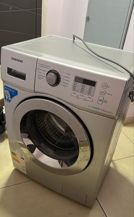Продам стиральную машинку