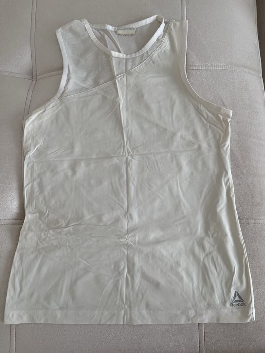 Спортивная женская одежда