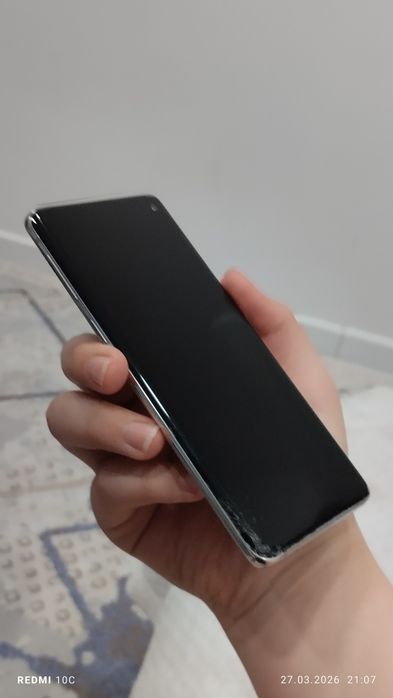 Продам Samsung s10