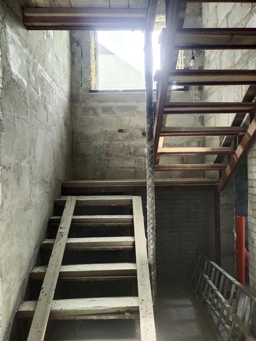 Продам 2дома на одном участке