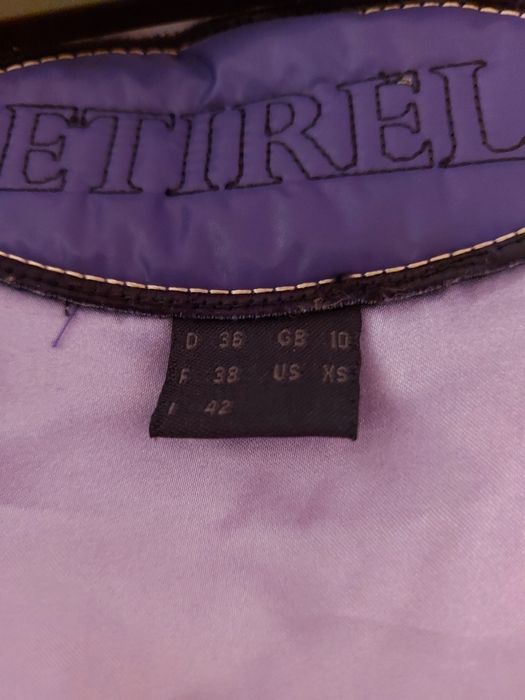 geaca mov M Etirel cu gluga model deosebit