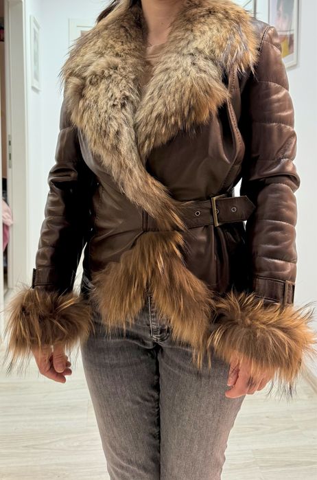 Geaca de piele cu blana naturala de vulpe