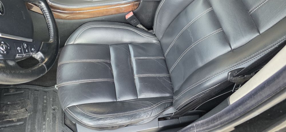 Vând land rover sport cu motor defect pornește dar bate