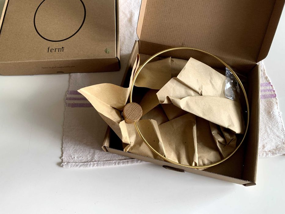 Suport Prosop Alamă Fern