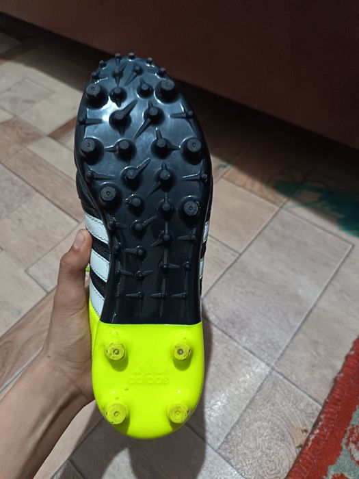 Бутсы адидас хороший