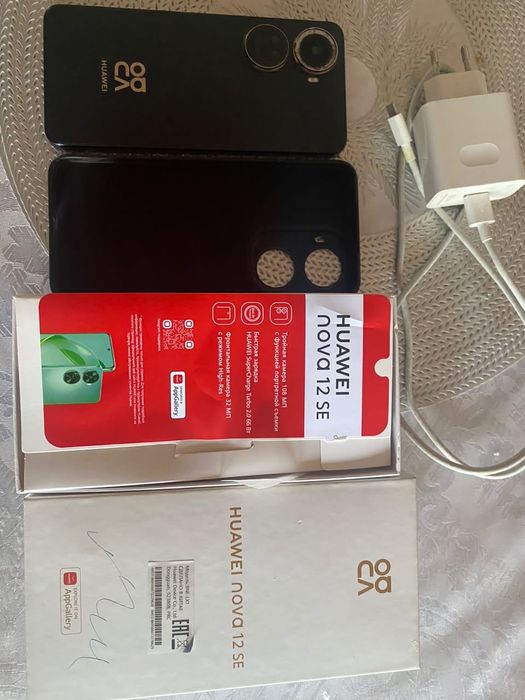 Продаю Huawei nova 12se