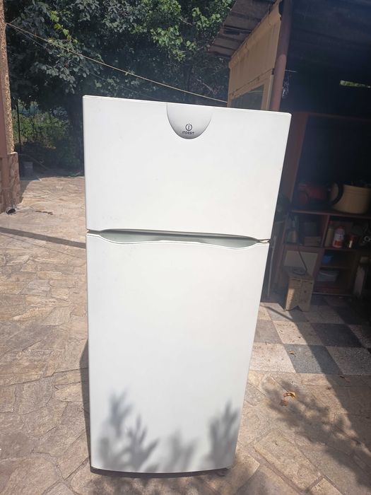 Хладилник Indesit