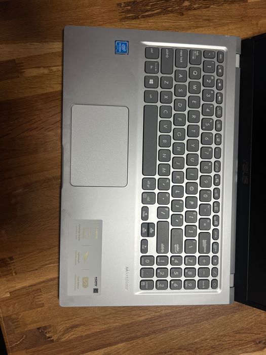 ASUS X515MA – 15.6” Full HD, SSD, подходящ за работа и обучение