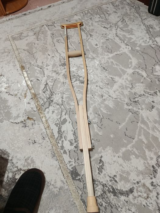 Костыли деревянные