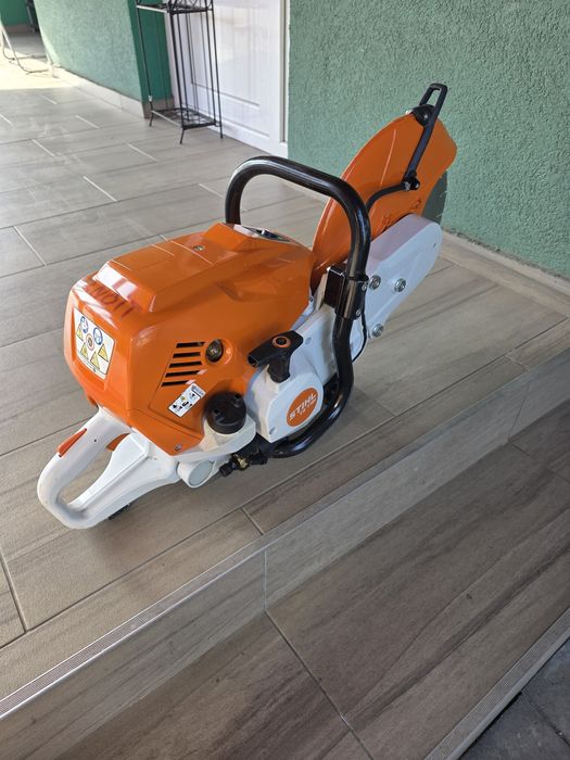 STHIL  TS  700 i .