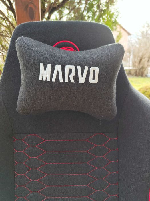 Стол за геймъри Marvo
