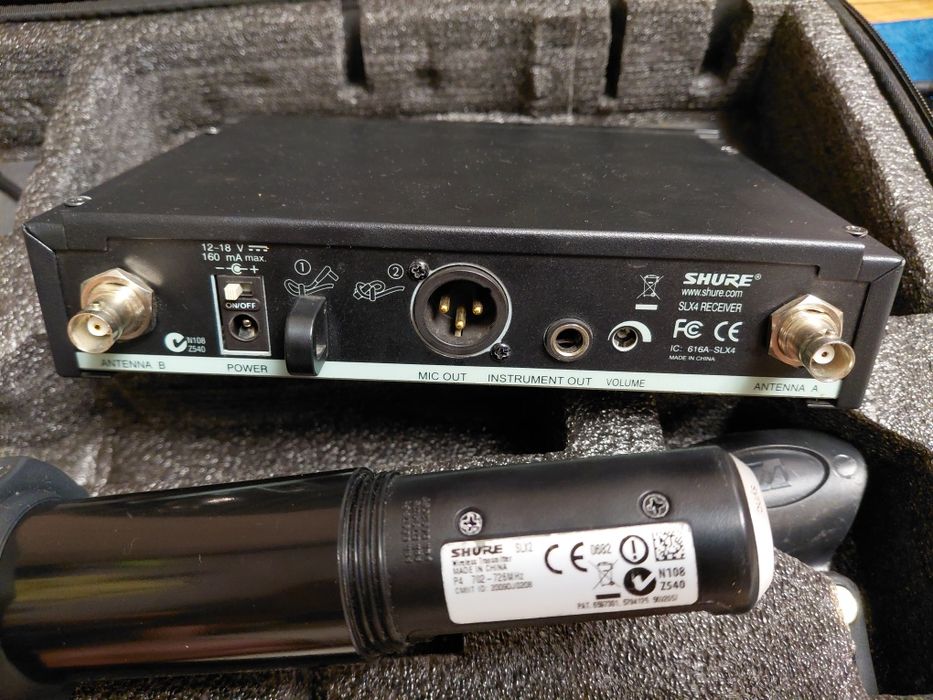 Радиомикрофон shure