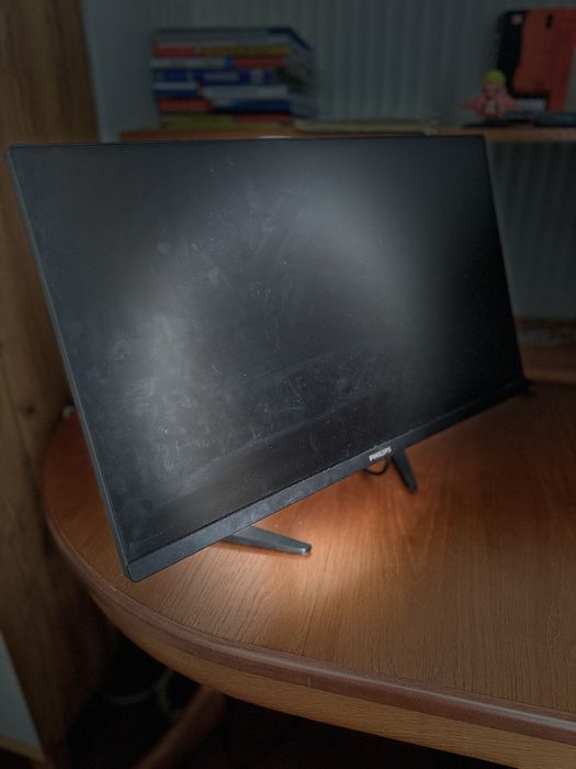 Монитор Philips 165 герц