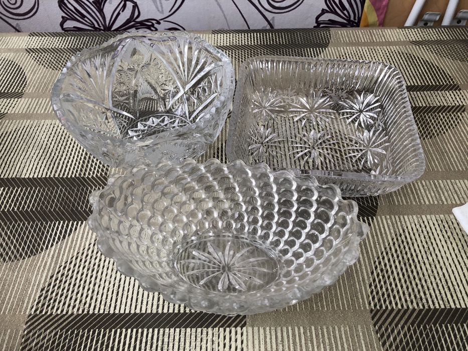 Продам хрустальные салатницы