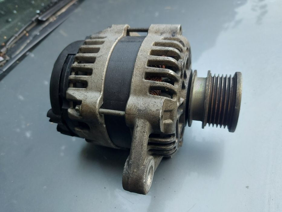 Алтернатор ( динамо ) Опел Инсигниа А / Opel Insignia A 2.0 CDTI