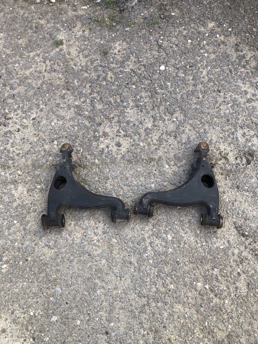 Передние рычаги на w124 мерседес