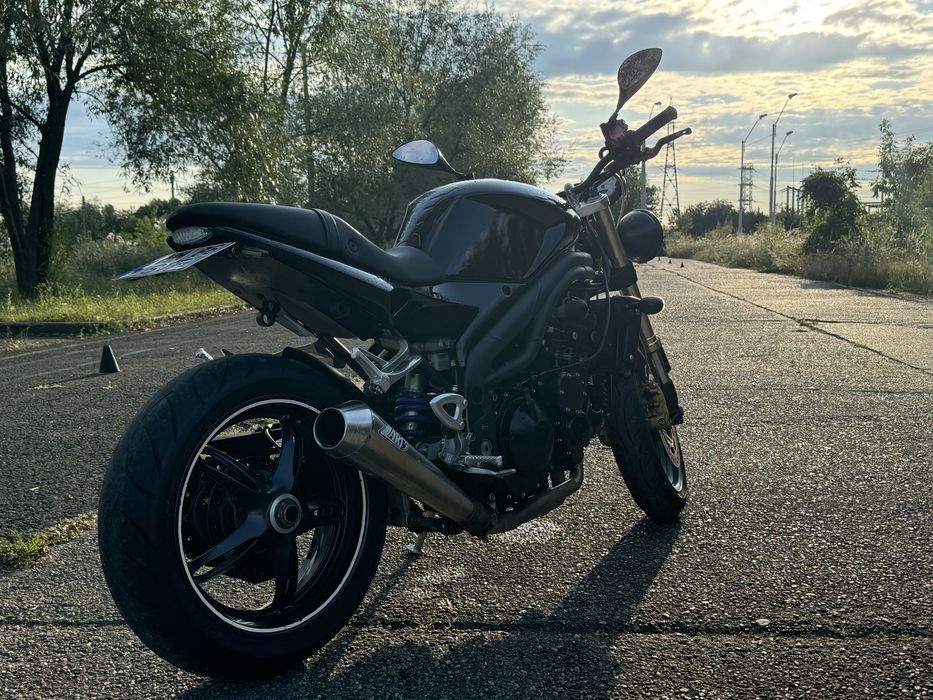Triumph Speed Triple 1050