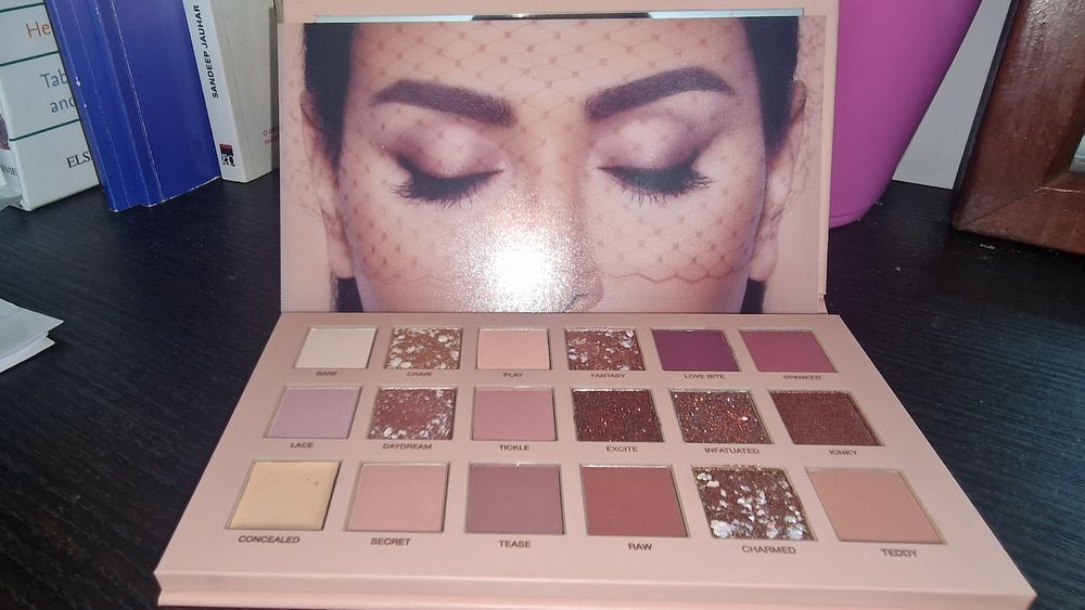 Machiaj huda beauty