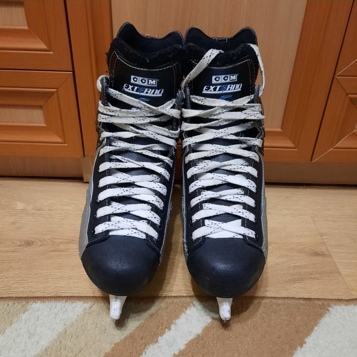 Коньки хоккейные р44