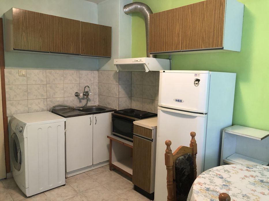 Дава се под наем Двустаен апартамент в Варна, Колхозен пазар - 60 кв.м за 275.4 € - Снимка #3