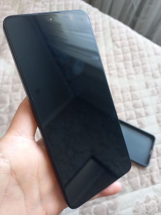 Poco f6 12/512гб