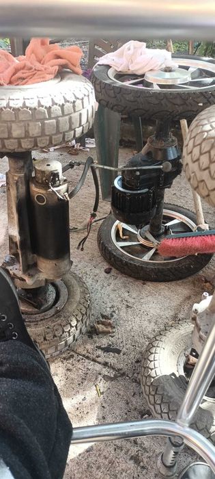 PIESE DEZMEMBRARI scuter carucior carut pers handicap dizabilitati