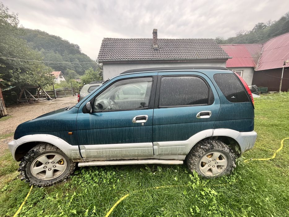 Vand dihatsu terios 1998