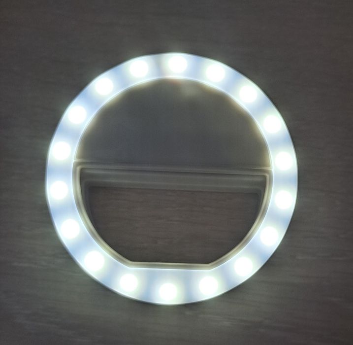 Селфи LED лампа за GSM