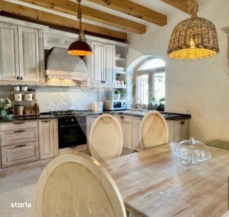 Casa Lux  160 mp  Brasov / Tractorul / Coresi Mall