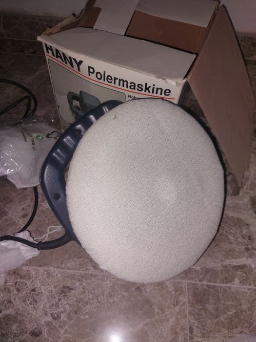 Машинка за полиране на кола