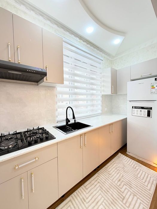 Чиланзар 12 квартал 3в4/3/4 дом вдоль дороги